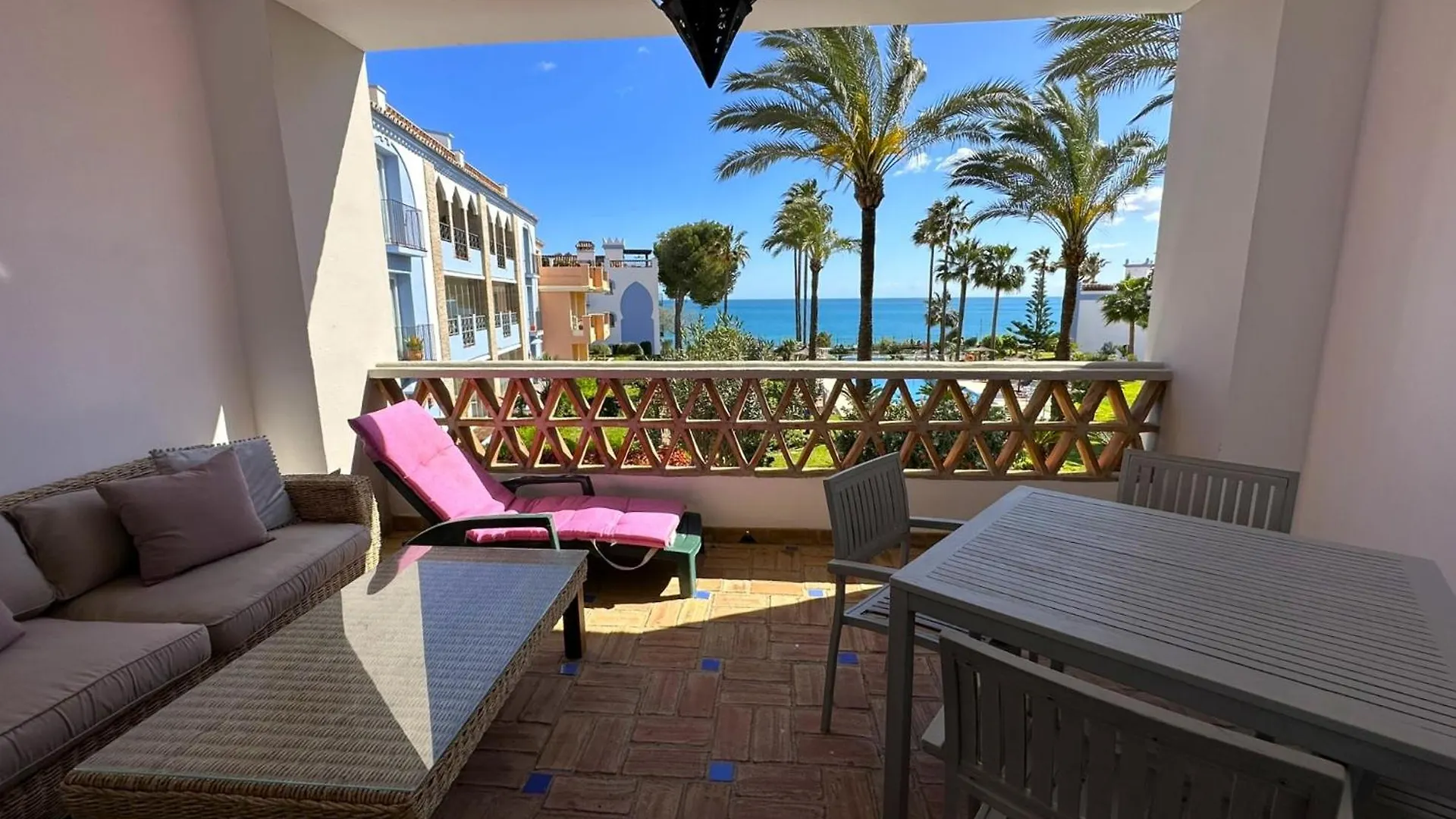 La Perla De Marakech Apartment Estepona Spain
